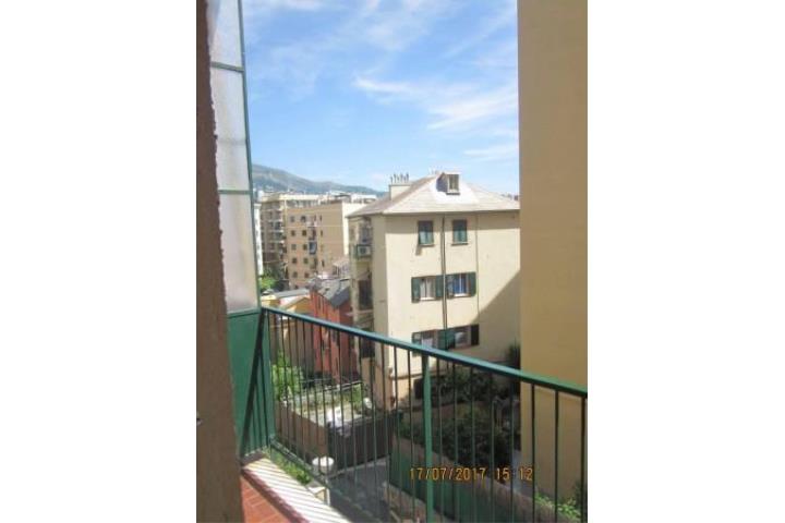 Appartamento in Vendita Genova